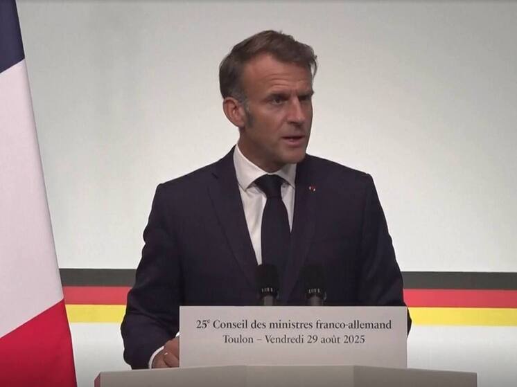 Макрон: если Путин не встретится с Зеленским, он "переиграет" Трампа