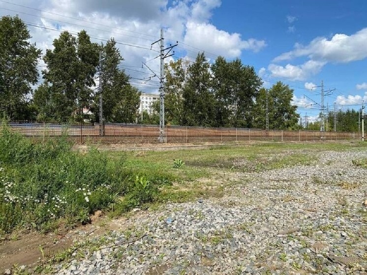 На строительстве нового моста в Новосибирске приступили к забивке свай