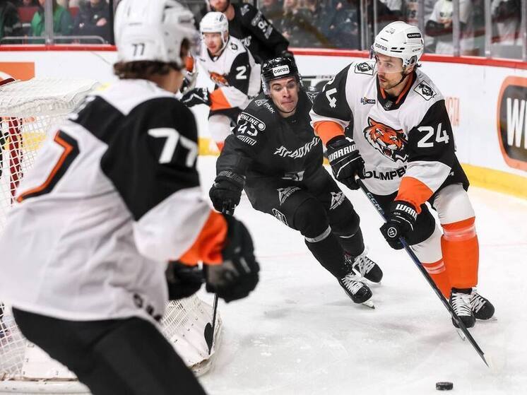 Проиграли, и слава богу: хабаровский «Амур» в финале Кубка губернатора Челябинской области уступил «Трактору»