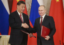 Российский лидер Владимир Путин в рамках интервью китайским журналистам отметил, что экономическое сотрудничество между РФ и КНР уже много лет продолжает укрепляться