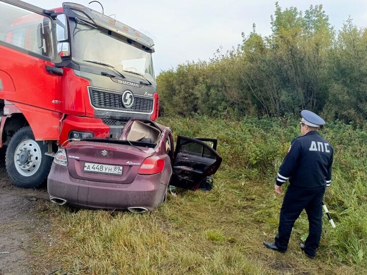Машина с ямальскими номерами попала в страшное ДТП с 3 погибшими в Свердловской области