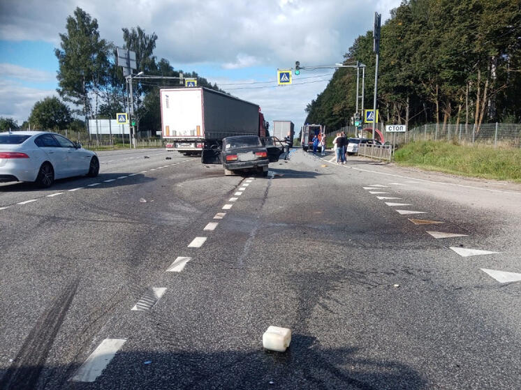 На трассе М-1 под Вязьмой в ДТП погибла пенсионерка