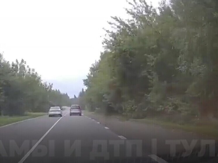 Туляка на "Камри" дважды наказали за обгон по видео в соцсетях