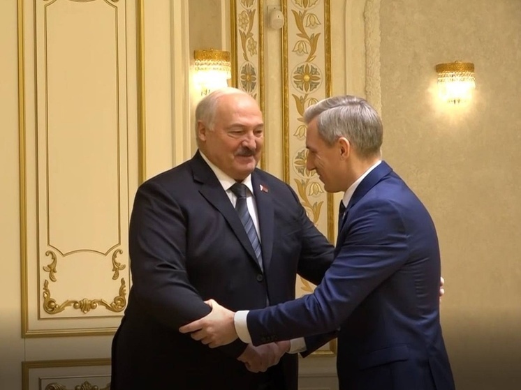 Василий Анохин поздравил Президента Беларуси с днем рожденья