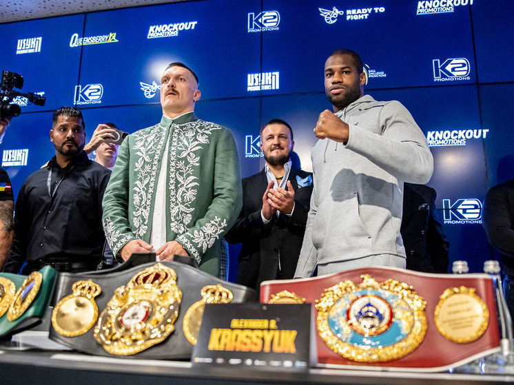 Украинский боксер Усик попал под разбирательство из-за скандала с танцами