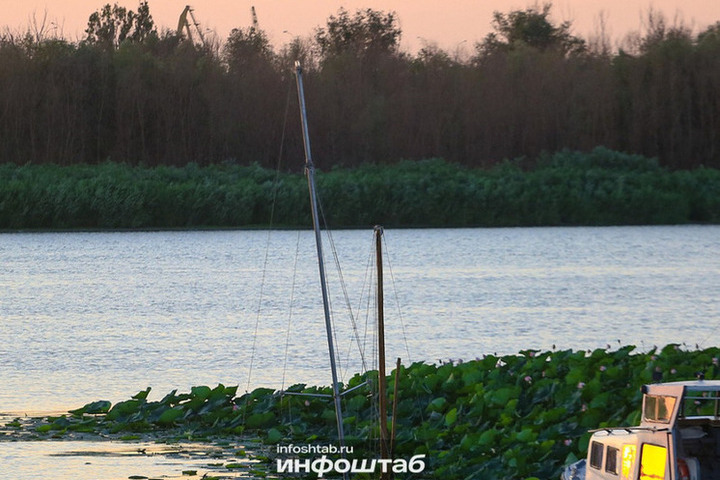 В акватории морского терминала КТК завершилась ликвидация разлива нефти