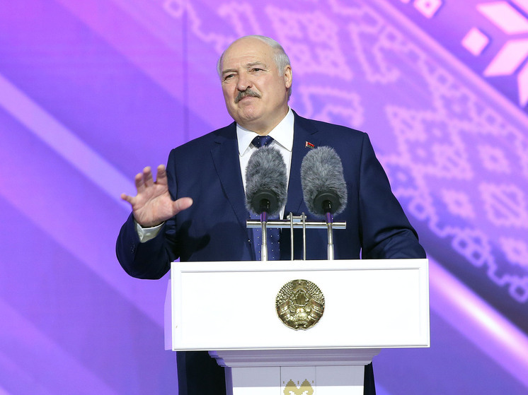 Лукашенко призвал западных политиков поучиться у Си Цзиньпина стратегическому мышлению