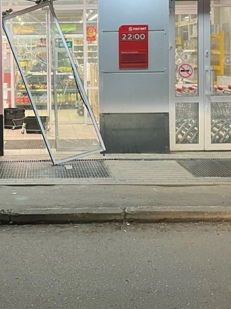 В Узловой мужчина попытался украсть алкоголь из магазина «Магнит»