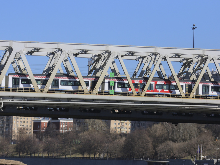 Леус: в Москве в воскресенье ожидается переменная облачность и плюс 29 градусов