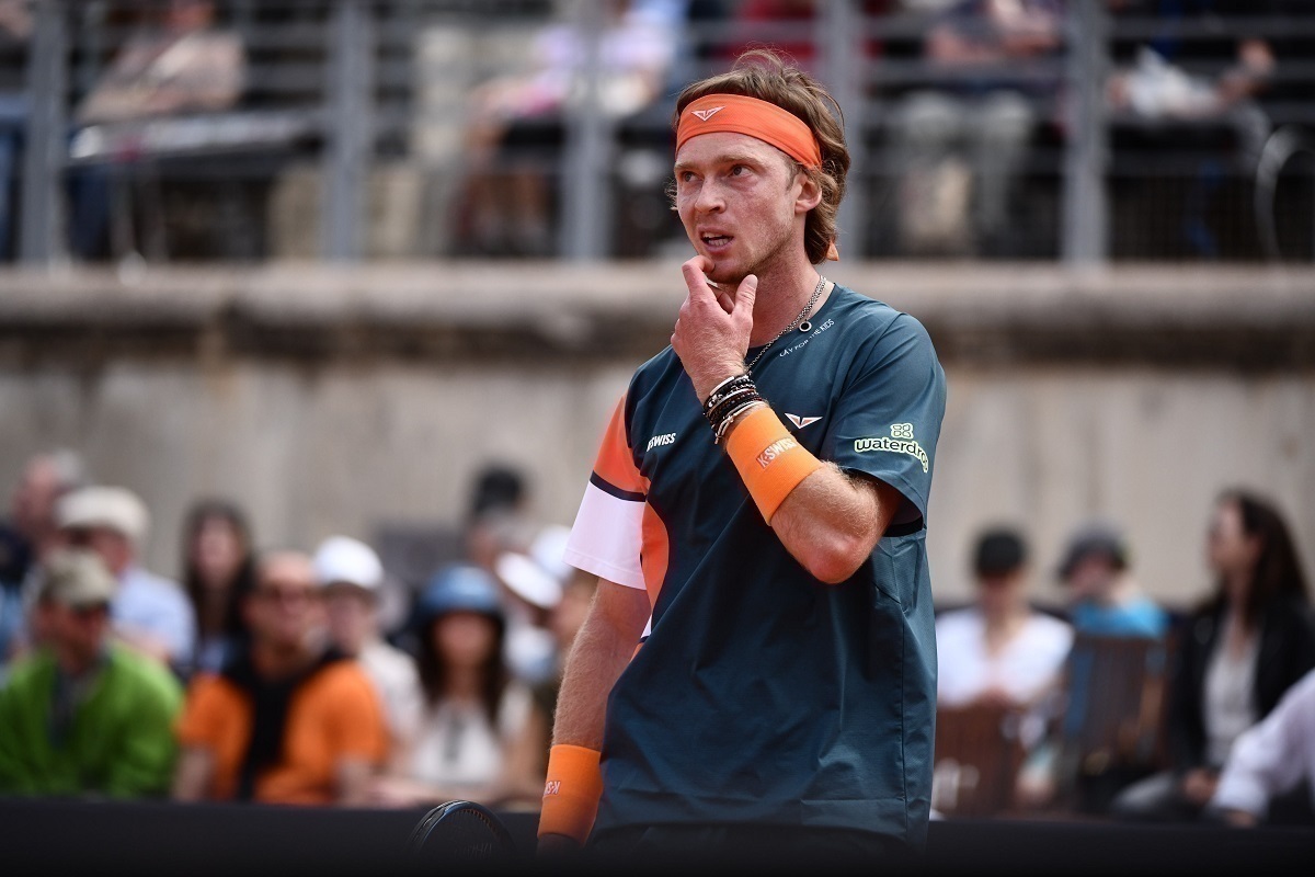 Рублев разозлился из-за штрафа в три тысячи долларов за мат во время матча