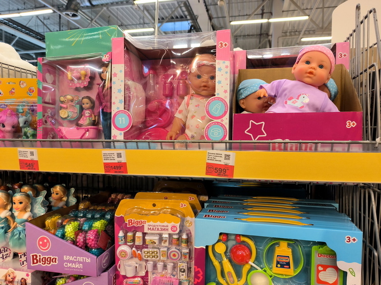 Терапевт Чернышова объяснила, как родителям выбрать безопасные игрушки для детей