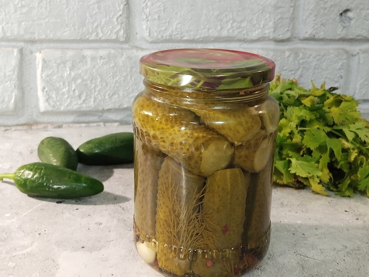 Россиянам рассказали, как консервировать огурцы