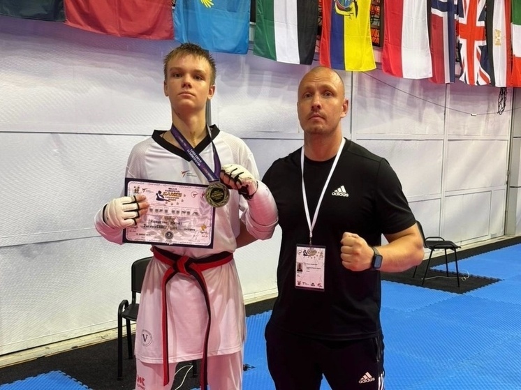 Воронежский тхэквондист завоевал серебро на чемпионате в Сербии