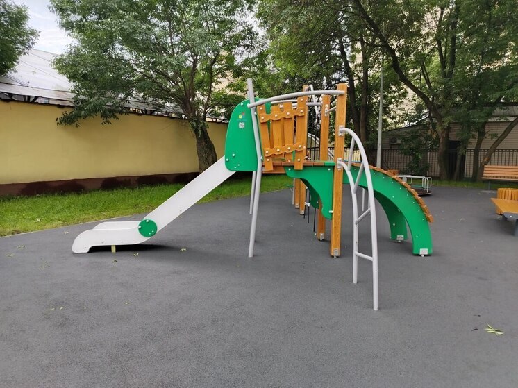 В Гвардейске планируют обустройство новых детских площадок.