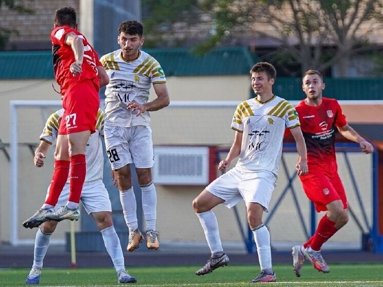 Футболисты «Астрахани» победили в Махачкале