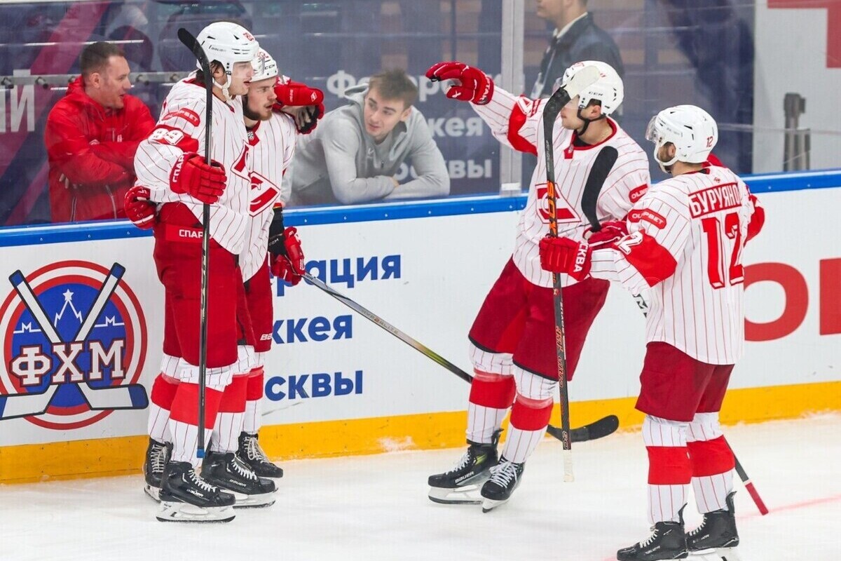 Красно-белые наконец-то порадовали болельщиков, выиграв заключительный поединок предсезонки у нижегородского клуба