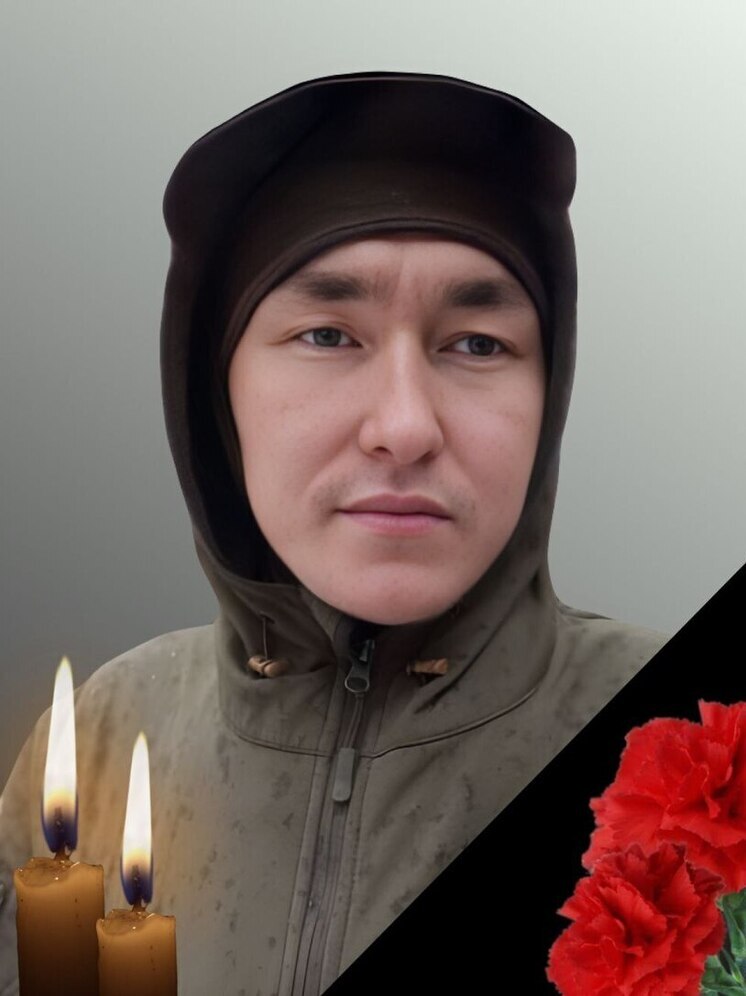 Погибшего на СВО рядового проводят в последний путь в Лабытнанги