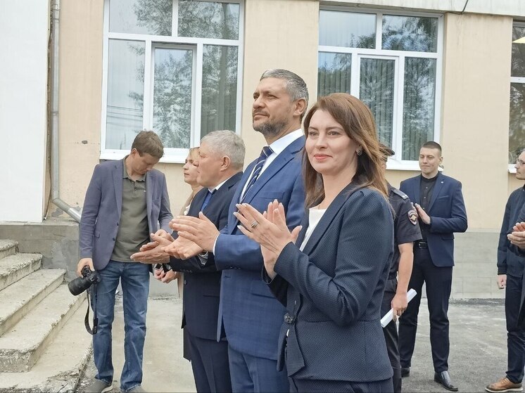 Осипов и Щеглова побывали на школьной линейке 1 сентября в школе №25 в Чите
