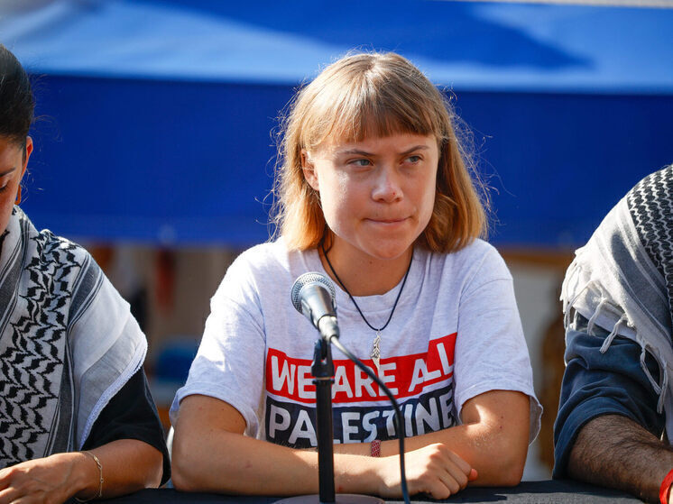 https://static.mk.ru/upload/entities/2025/09/01/05/articles/detailPicture/fa/28/2d/c8/0d01a35c614697da0170e01127aac4a4.jpg
