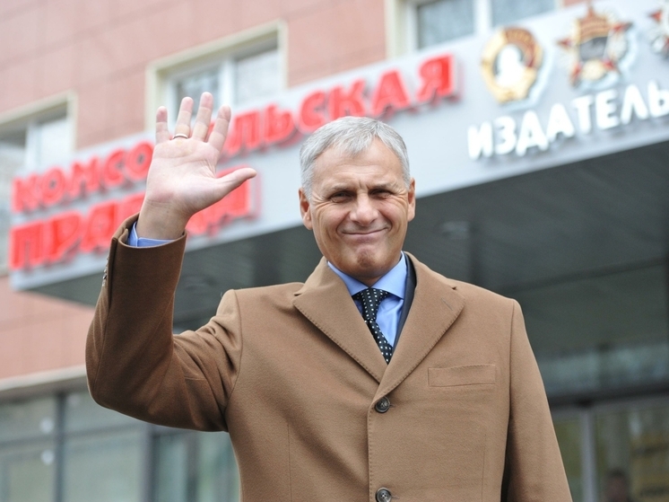 Экс-губернатор Сахалина Хорошавин в колонии посещает музыкальные и спортивные кружки