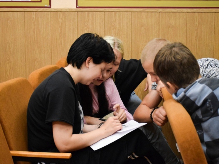 Профилактическую викторину для подростков провели в НАО