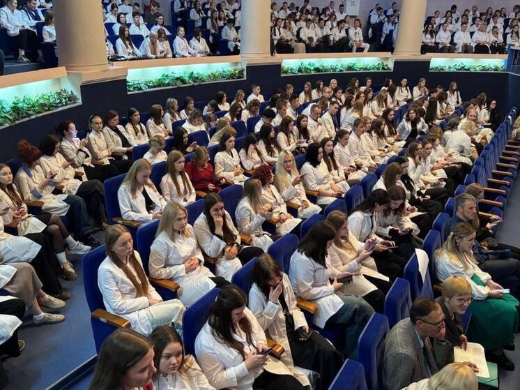 В Северном государственном медицинском университете прошло торжественное мероприятие, посвящённое Дню знаний
