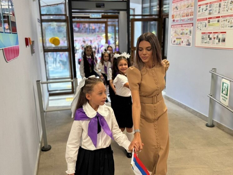 В Кисловодске после реконструкции торжественно открылась старейшая школа курорта