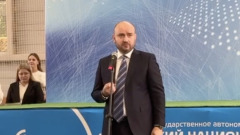 Губернатор Самарской области устроил импровизированное исполнение гимна России в университете