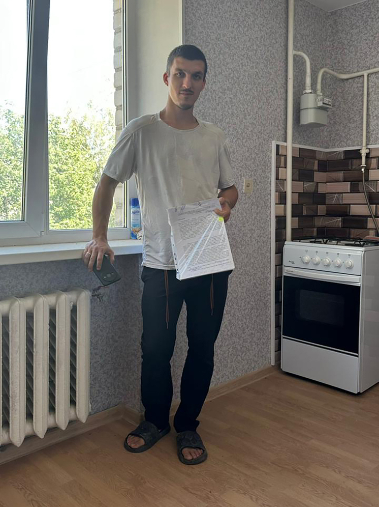 На Ставрополье дети-сироты получили новые квартиры