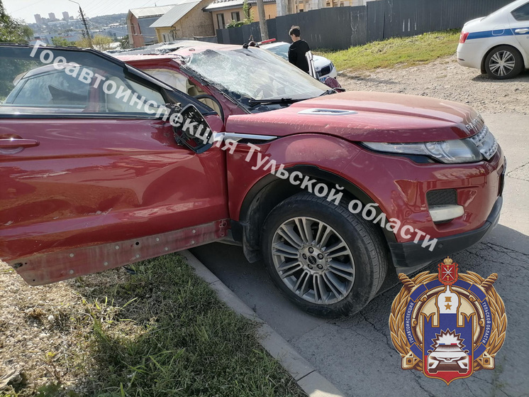 Торопливая тулячка на Range Rover спровоцировала ДТП с пострадавшим