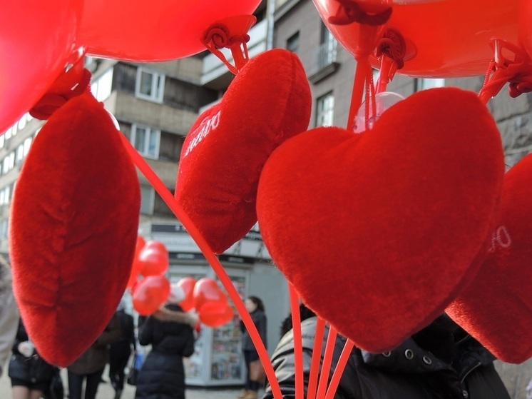 23-летний японец закрутил роман с 83-летней бабушкой одноклассника