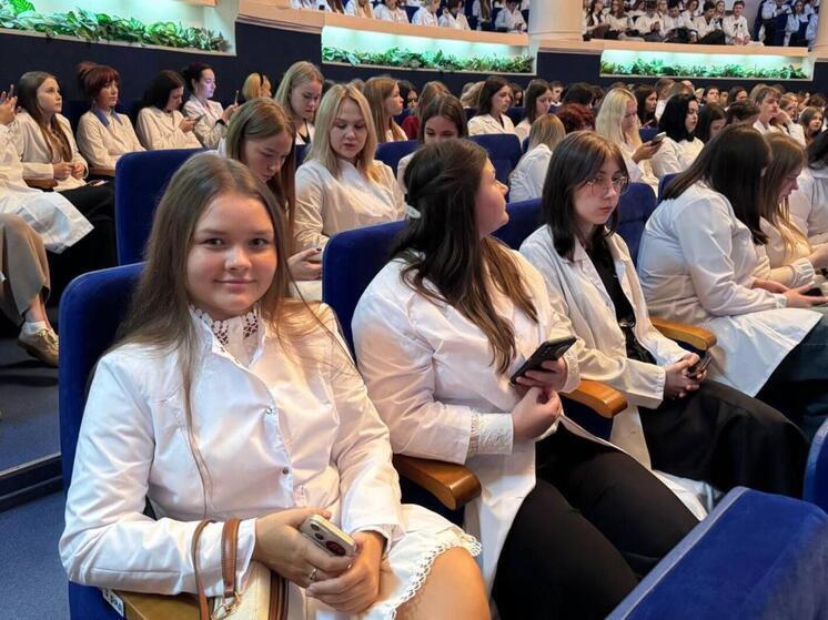 В СГМУ первокурсникам напомнили, что «медики учатся всю жизнь»
