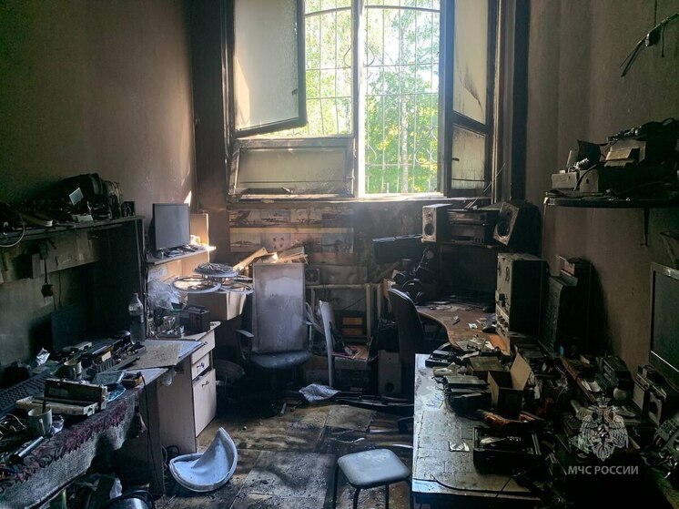 Йошкар-олинские огнеборцы эвакуировали 22 человек во время пожара