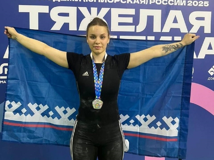 Тяжелоатлеты с Ямала завоевали золото и серебро на спартакиаде молодежи России