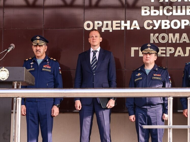 Павел Малков посетил торжественный митинг в Рязанском училище ВДВ 1 сентября
