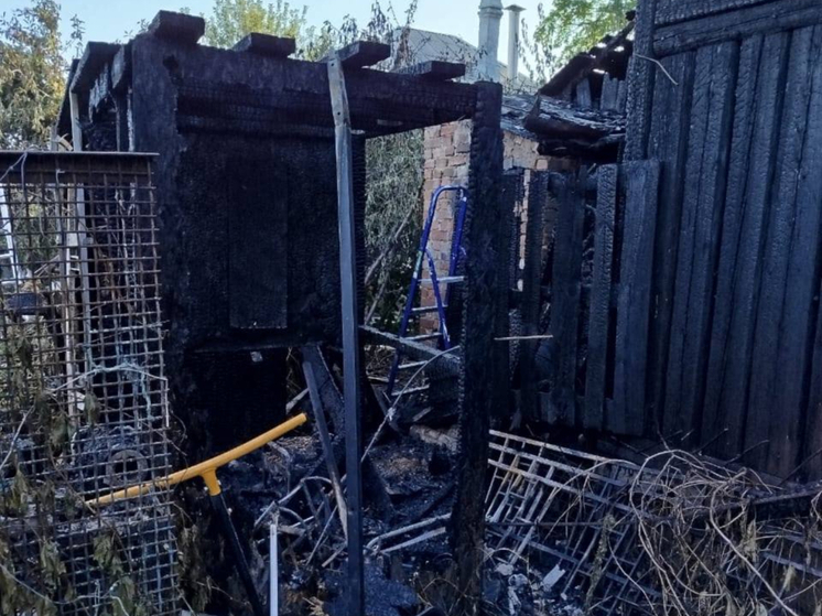 В Шахтах в частном доме произошел пожар