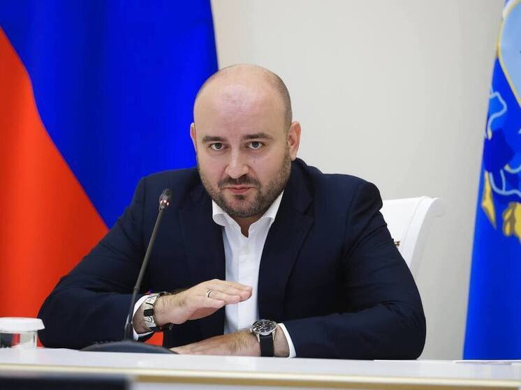 Эпидобстановка, итоги летней оздоровительной кампании, обращения граждан – главные темы оперативного совещания в правительстве