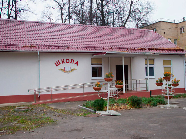 Вместо цветов — зонтик от жуков: самые грустные и опасные 1 сентября