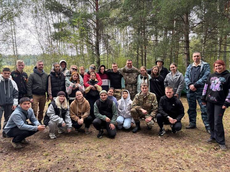 Владимирская молодежь участвует в новом географическом проекте с рюкзаками за спиной