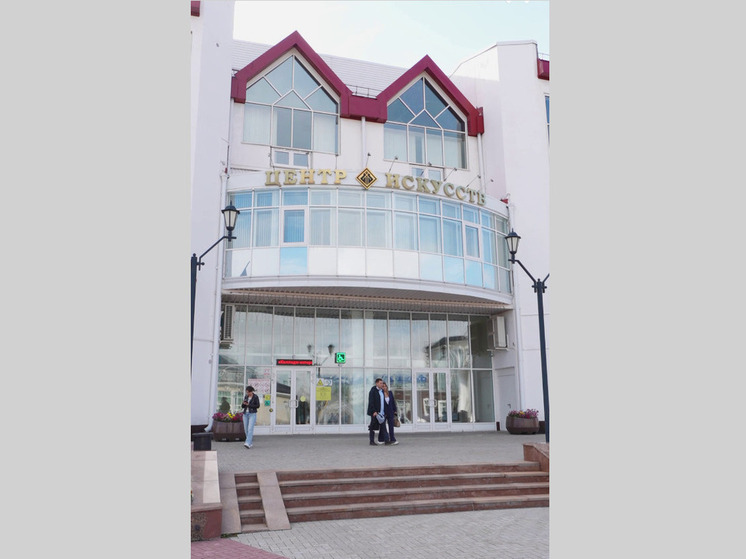 Более 250 новых студентов начали обучение в творческих колледжах Югры