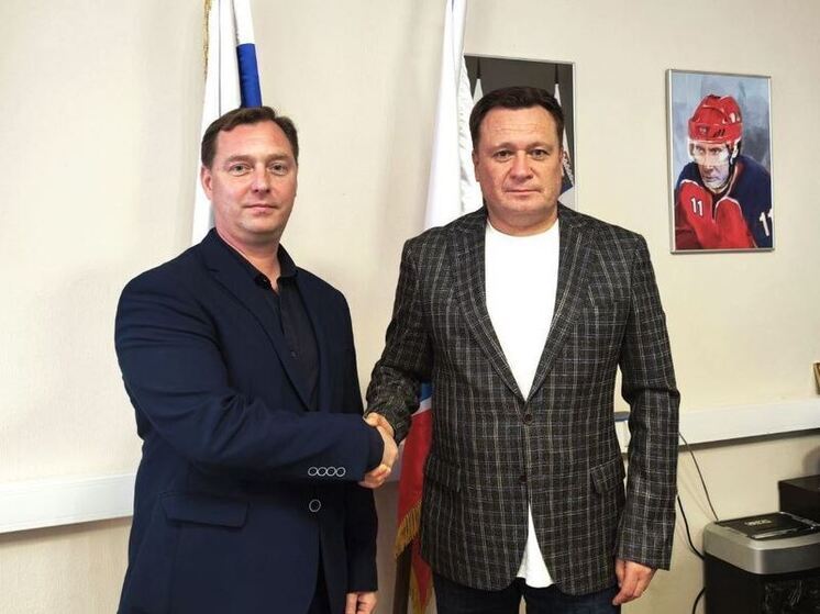Ветеран СВО пришел на стажировку в комитет по спорту Ленобласти