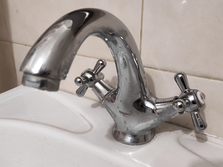 Жители Кисловодска остались без горячей воды из-за самовольного строительства