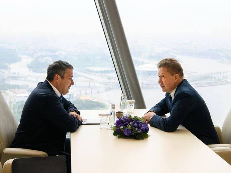 Хинштейн договорился с Миллером о строительстве «Газпромом» 10 спортплощадок