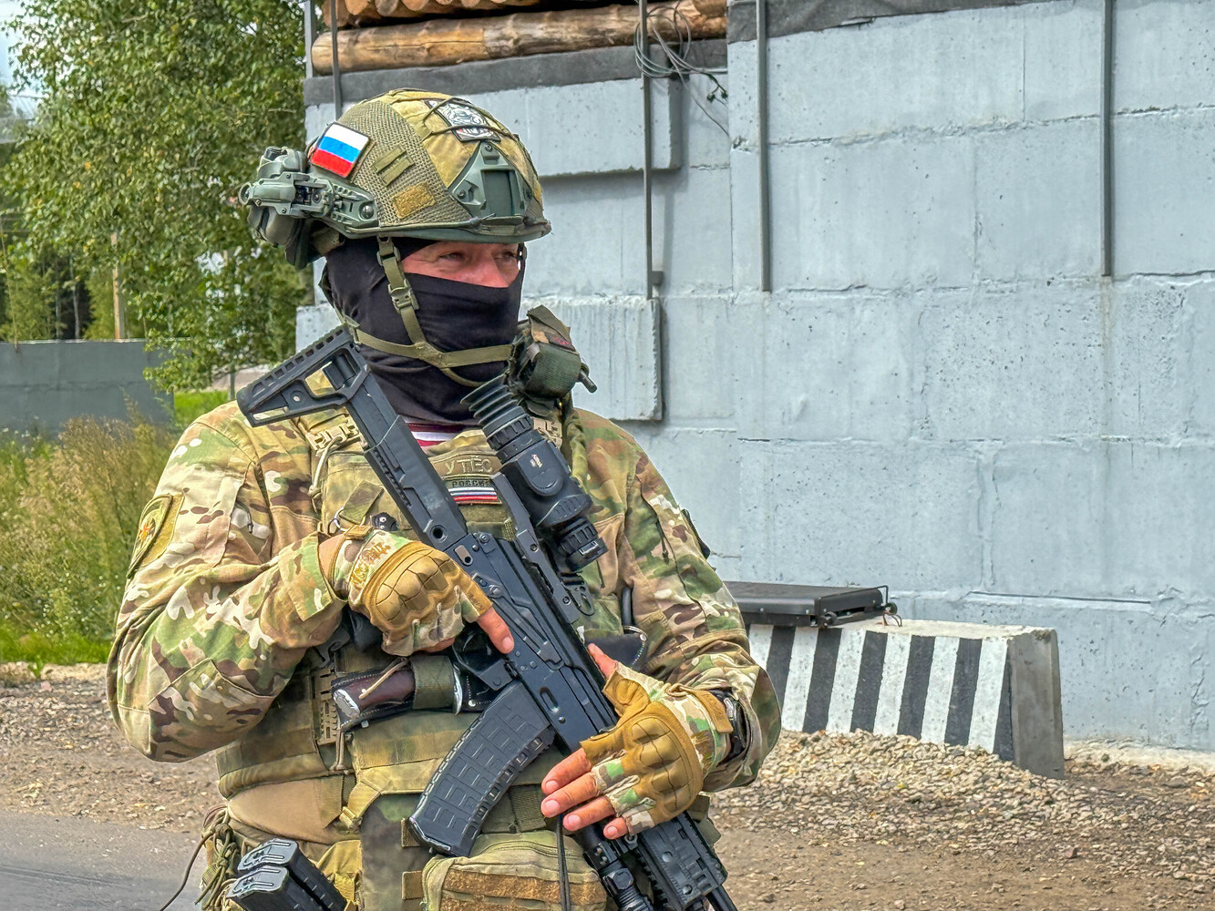 Артиллерийские расчёты в готовности