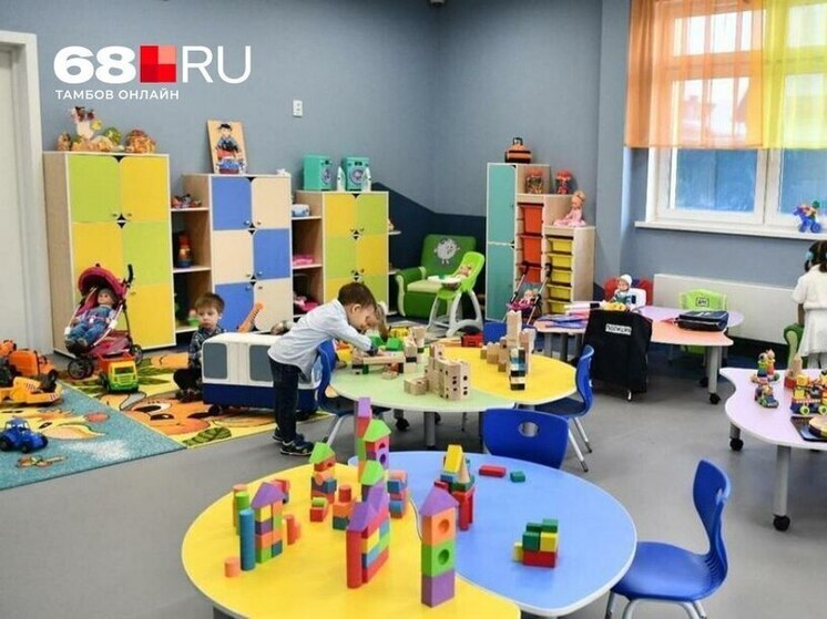 Наступившая осень приносит с собой переменчивую погоду, что увеличивает вероятность простудных заболеваний, особенно среди маленьких детей, чьи защитные силы организма пока недостаточно крепки. Детям после долгого летнего отдыха вновь приходится возвращаться в закрытые помещения детских садов, где риск заразиться инфекциями увеличивается.