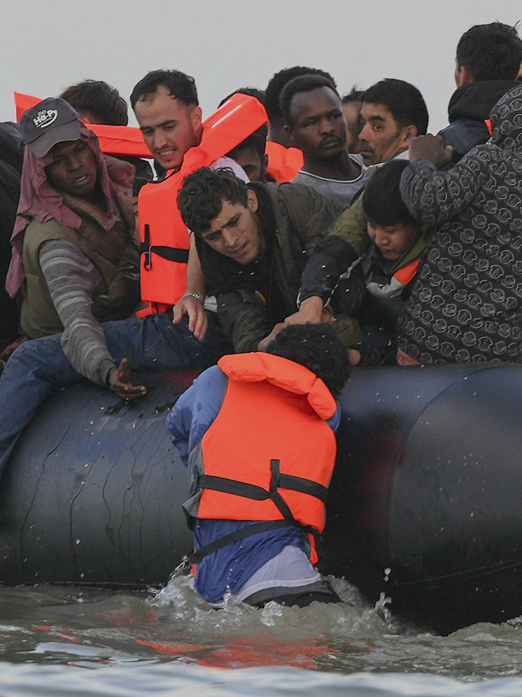 The European Conservative: британские власти замалчивают преступления, совершённые мигрантами