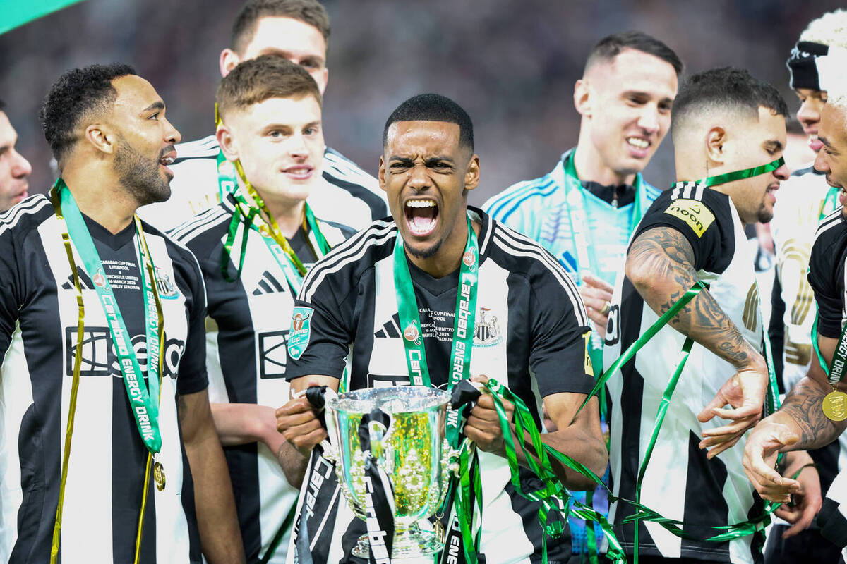 Рекордный трансфер Исака из «Ньюкасла» в «Ливерпуль» положил конец летней трансферной лихорадке в АПЛ