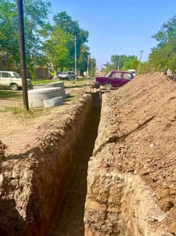 В селе Калмыкии строят новый водопровод