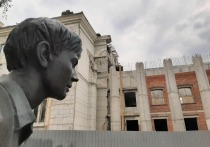 Для Саратовского театра оперы и балета, находящегося на реконструкции пять лет, будет подготовлена проектно-сметная документация противоаварийных работ