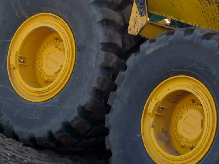 Пьяный водитель автопогрузчика погиб, раздавленный массой собственного спецтранспорта